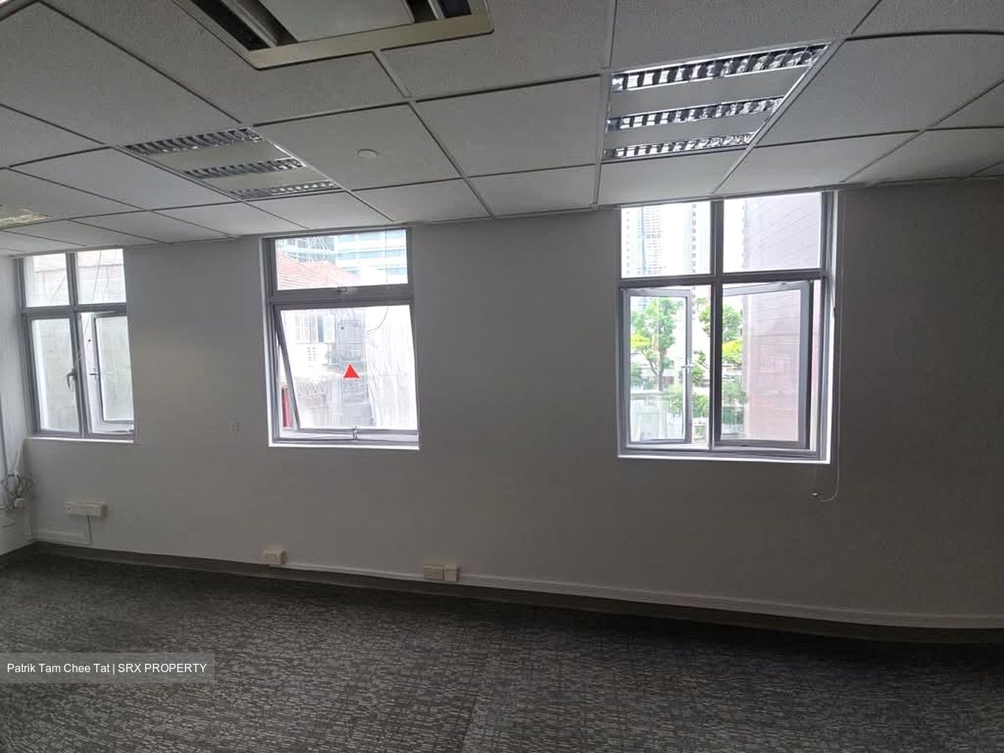 Tan Chong Tower (D7), Office #572985661